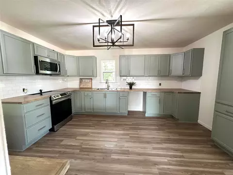 610 E Grand Ave, Comanche, TX 76442 photo 6