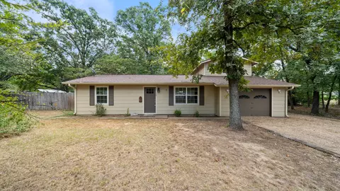730 Cedarcrest Dr, Tool, TX 75143