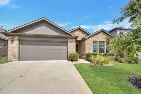 2518 Real Quiet Dr, Forney, TX 75126