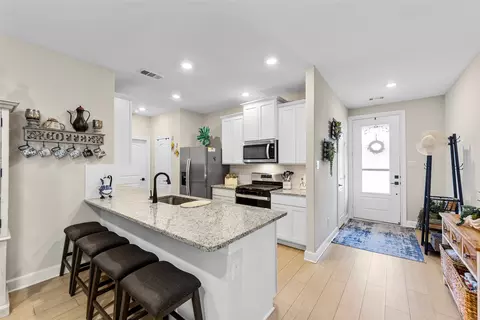 1215 Ginsburg Ln, Princeton, TX 75407