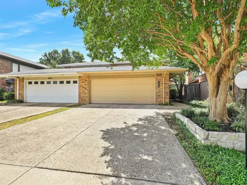 4984 Thunder Rd, Dallas, TX 75244