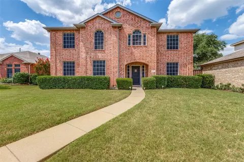 511 Hugh Walker Dr, Mesquite, TX 75149
