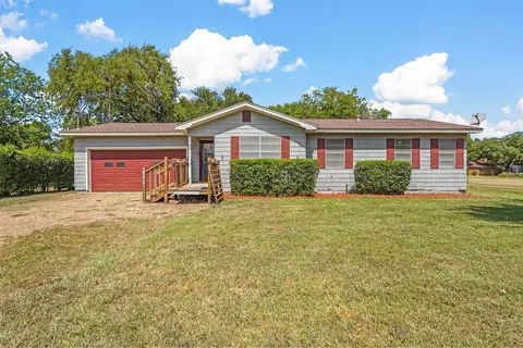 802 Creechville Rd, Ennis, TX 75119