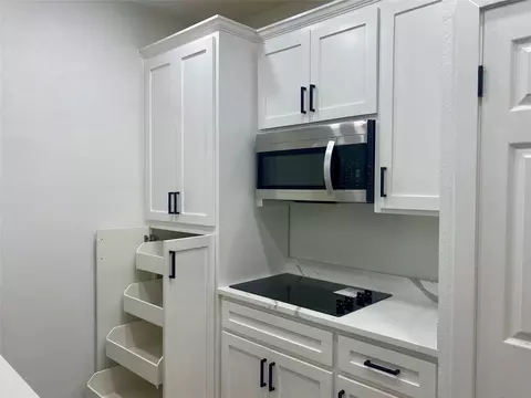 9254 Forest Ln #612, Dallas, TX 75243