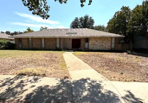 2924 Marsann Ln, Farmers Branch, TX 75234
