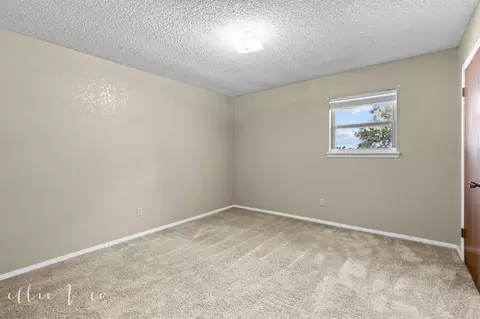 Bedroom - 137 Nesmith Rd, Abilene, TX 79602 photo 1 of 7