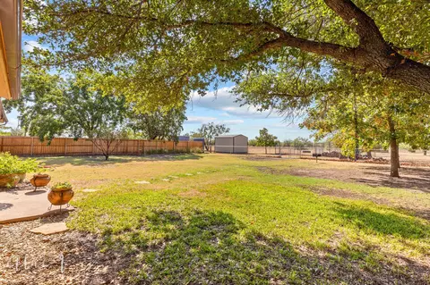Exterior - 137 Nesmith Rd, Abilene, TX 79602 photo 6 of 14