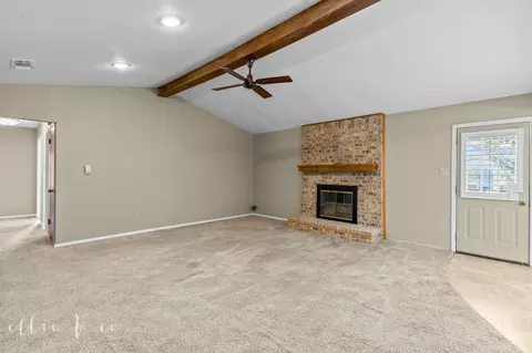 Living - 137 Nesmith Rd, Abilene, TX 79602 photo 2 of 4