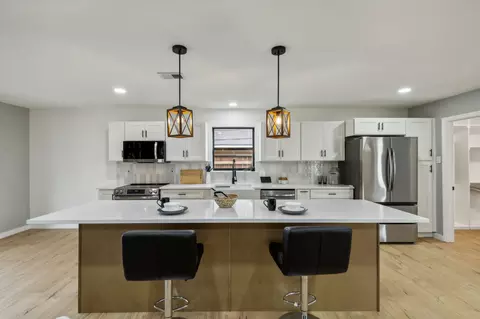 713 Maryland Dr, Richardson, TX 75080