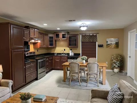 163 Airport Loop, Springhill, LA 71075 photo 4