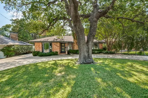 6610 Yosemite Ln, Dallas, TX 75214