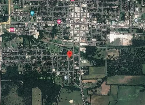 416 Reich St, Bonham, TX 75418