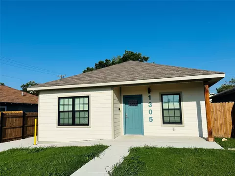 1305 Driess St, Fort Worth, TX 76104