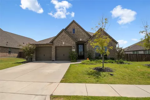 962 Knoxbridge Rd, Forney, TX 75126
