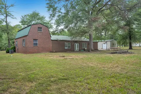 217 Red Oak Rdg, Maud, TX 75567