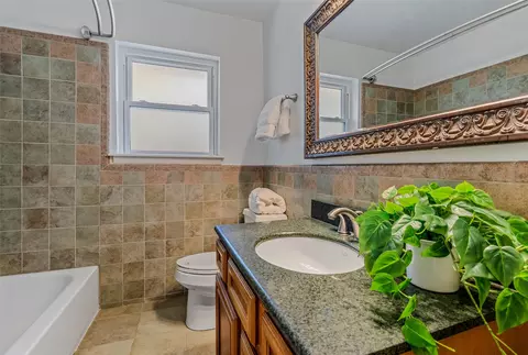 424 E Spring Valley Rd, Richardson, TX 75081 photo 17