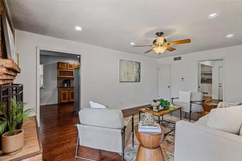 424 E Spring Valley Rd, Richardson, TX 75081 photo 7