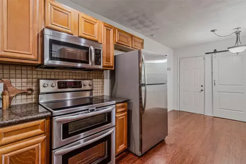 424 E Spring Valley Rd, Richardson, TX 75081 photo 9