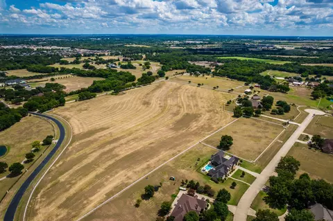 800 Locust Dr, Oak Leaf, TX 75154 photo 37