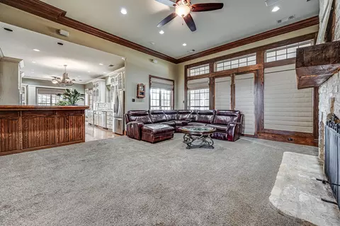 800 Locust Dr, Oak Leaf, TX 75154 photo 12
