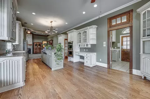 800 Locust Dr, Oak Leaf, TX 75154 photo 15