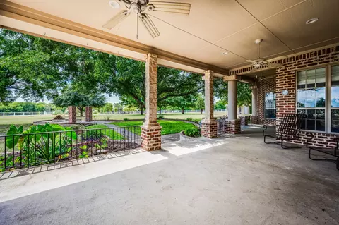 800 Locust Dr, Oak Leaf, TX 75154 photo 32