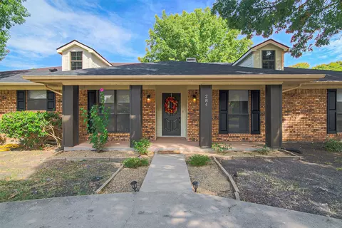 284 W San Antonio St, Van Alstyne, TX 75495