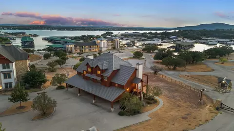 1691 Scenic Dr #402 & 401, Graford, TX 76449