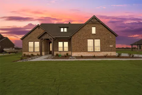590 Brown Rd, Leonard, TX 75452