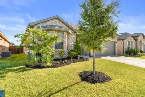 821 Shepperton Way, Northlake, TX 76247