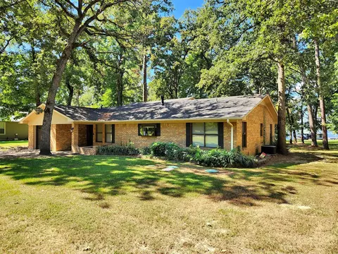 688 Charlya Dr, Bullard, TX 75757