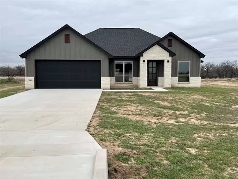 300 Rita Ridge Ct, Millsap, TX 76066