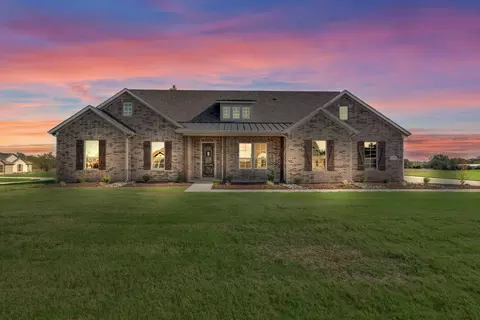 225 Cofer Rd, Leonard, TX 75452