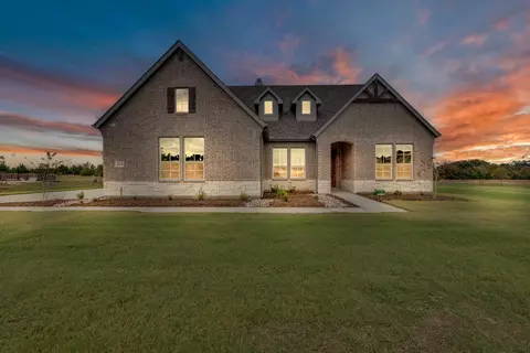 410 Brown Rd, Leonard, TX 75452