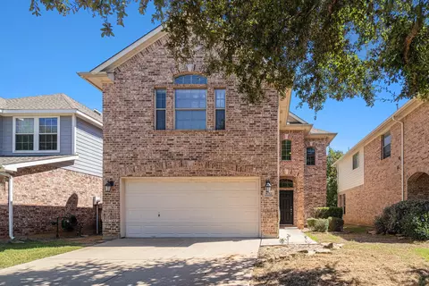 8712 Tyler Dr, Lantana, TX 76226