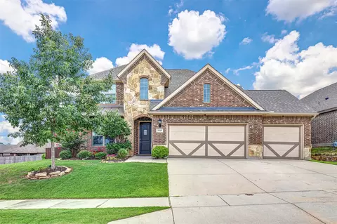 3020 Waterglen Dr, Fort Worth, TX 76177