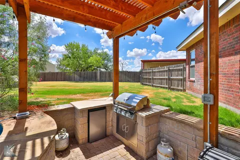 233 Iron Eagle Rd, Abilene, TX 79602 photo 3