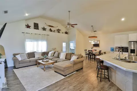 233 Iron Eagle Rd, Abilene, TX 79602 photo 10