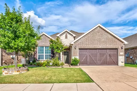 2705 Red Sage Rd, Lewisville, TX 75067