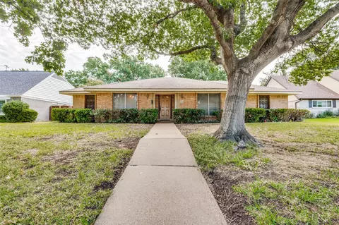 13030 Mitchwin Rd, Farmers Branch, TX 75234