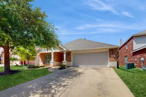 3921 Foreland Dr, Roanoke, TX 76262