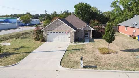 901 Turkey Creek Ct, Bridgeport, TX 76426