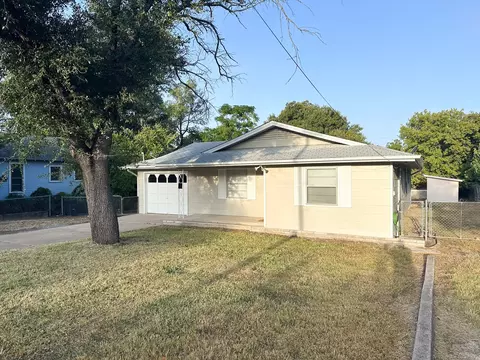 306 Fennimore St, Gatesville, TX 76528