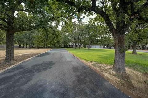 147 County Road 3131, Decatur, TX 76234
