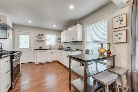 10240 Kilkenny Pl, Dallas, TX 75228