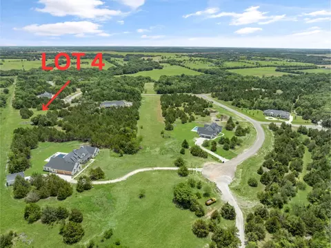 2412 Shady Cir, Van Alstyne, TX 75495