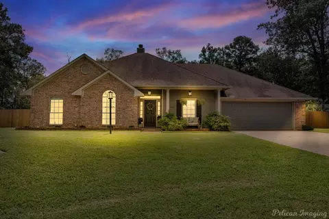 9984 Crosswood Cir, Shreveport, LA 71118