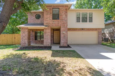 2007 Crystal Springs Dr, Corinth, TX 76210