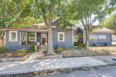 205 Heard St, Mckinney, TX 75069