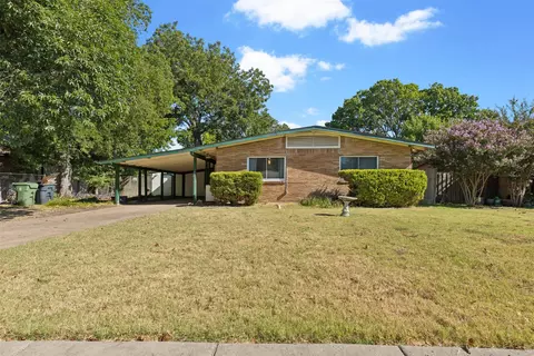 2019 Skylark Dr, Arlington, TX 76010